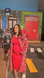 674K views · 8.4K reactions | Así nos divertimos detrás de cámaras en la grabación del capítulo de Reciclaje #Vecinos Nuevo capítulo este domingo 8:30 pm por Las Estrellas | Vecinos | Facebook