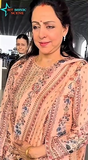 माई जट्ट यमला पगला दीवाना 🥰 #viral #ytshort #trendingshorts #dancevideo #oldsongs #shortsfeed #yt