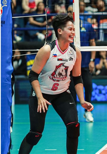 Chargers Triumph in Four Sets!