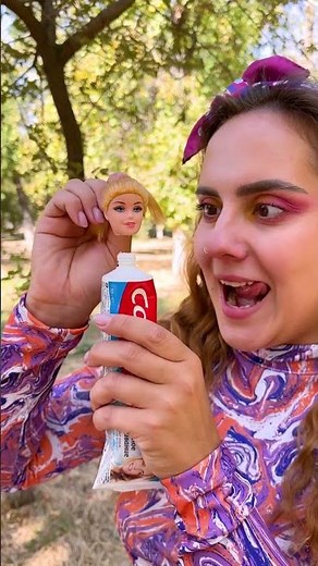 Revealing Toothpaste Secret! 🤫 What's Hidden Inside?