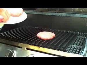 Grilling the Perfect Burger