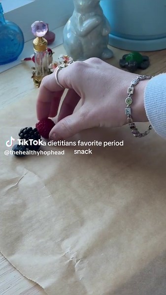 Dark Chocolate Covered Berries: A Delicious Period Snack