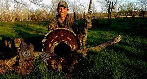 Feeding the Obsession: An Oklahoma Turkey Hunt with Mossy Oak