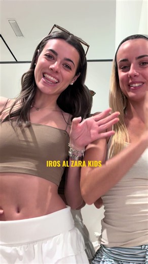 Miren en el Zara kids por si acaso, un beso | zara kids faldas