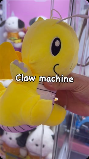 Alan Bittencourt | Eu e a @luana.b_luna somos os claw machine hunters!!! #clawmachine #familia #paiefilha #diversão #ursinho | Instagram