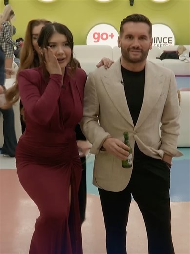 Bia godet në të pasme Albën, reagimi epik i Ludos 😅 #BBVK4 #BBVK | alba