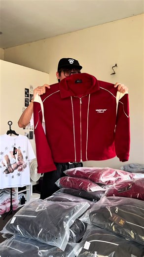 Stylish Clear Stock Jacket for Trendy Outfits