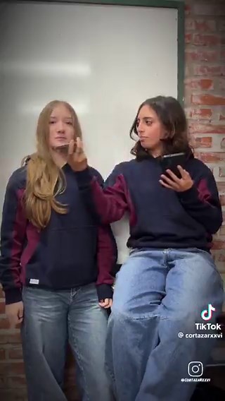 no me quiero hacer la madura ni la ortiva (porque terminé en 2023), pero ¿no les parece un montón que esté tan normalizado esto a los 16/17 años? tuve mis momentos de trola a esa edad pero ya esto es una banda, y actualmente está recontra normalizado