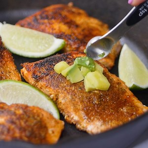 QUICK AND EASY BLACKENED SALMON Get the recipe here: https://www.staysnatched.com/blackened-salmon/ Salmon can get boring if you don't mix it up. This is a great way to introduce bold flavor. | Stay Snatched - Easy and Indulging Recipes