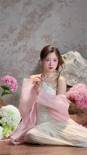 Cách tạo dáng chụp ảnh đẹp với phong cách Xinh quá đi thôi