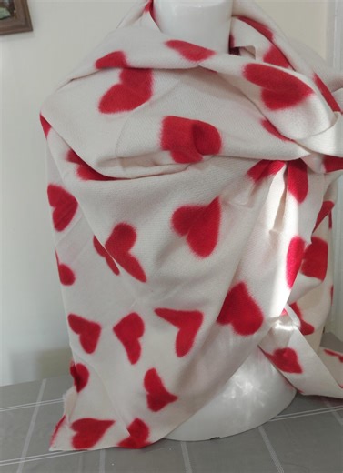 Romantic Red Heart Print Scarf ,love Shape Valentine's Day Gift, Fashion Accessories,love Print Shawl,perfect Gift for Her,cosy Winter Shrug - Etsy