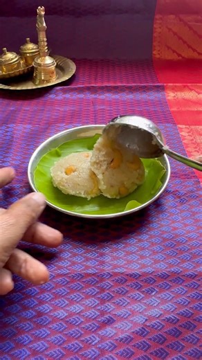 Uma Raghuraman on Instagram: "SAVE AND TRY this easy to make delicious sweet this long weekend. You are sure to get loads of compliments. Banana Kesari by Masterchefmom: 5 small ripe bananas 1/2 cup rava/sooji 1/3 cup ghee 1/3 cup sugar 10 cashew nuts( halved) 3-4 cardamom pods/ 10-12 strands kesar( soak in 1-2 tbsp milk) 1/4 tsp cardamom powder #bananakesari #masterchefmomrecipes"