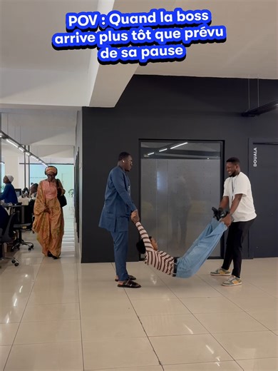 C'est vendredi tchai, onnh s'amuser un peu ! #pourtoi #tiktokivoire #djamo #officelife #fyp