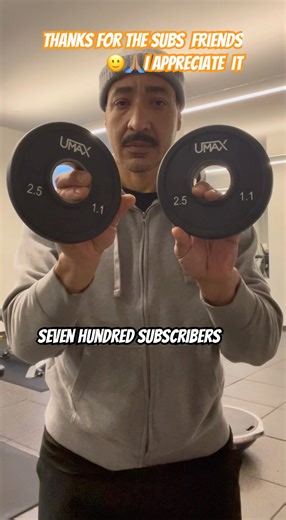 karate punches with light weight plates , tutorial #karate #martial arts