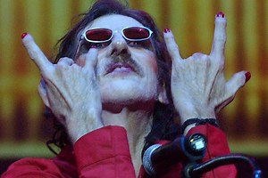 Charly García y los 20 años de Influencia, su renacer creativo en medio de la crisis