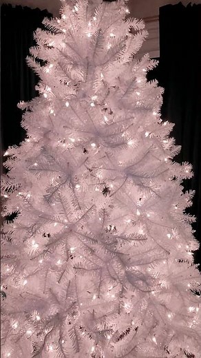 Wayfair 7.5 ft white christmas tree with hinged branches 750 lights #wayfair #christmas