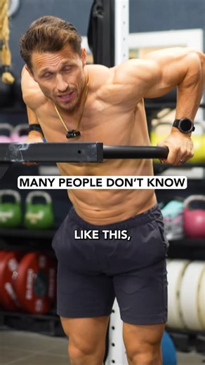 MARCUS FILLY on Instagram: "Change your setup = change the stimulus: ⠀⠀⠀⠀⠀⠀⠀⠀⠀ - Wide grip: bigger chest stretch - Close grip: more shoulder involvement - Lean forward: hits chest harder - Stay upright: triceps get more action - Mid-range reps: definitely can load more - End-range control: builds stronger, healthier shoulders ⠀⠀⠀⠀⠀⠀⠀⠀⠀ Small adjustments can completely shift what you’re targeting — so play with angles, positions, and ranges to match your goals. ⠀⠀⠀⠀⠀⠀⠀⠀⠀ Not sure how to tailor mo