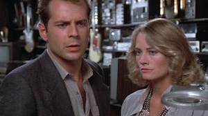 Na wariackich papierach S01E01-02 - Pilot