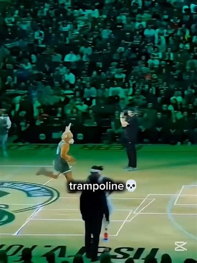 when basketball players try trampoline dunks 💀#basketball
