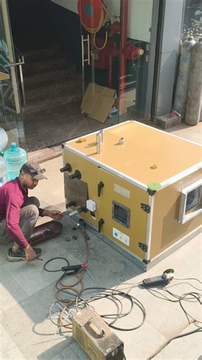 global refrigeration on Instagram: "Another successful dispatch! Today we dispatched an AHU machine to a powder coating plant in Ghaziabad. Global Chillers — delivering reliable air solutions for industrial performance."