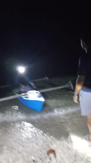 Kecil-kecil Kasian: Cerita Pelaut di Laut