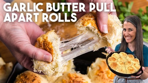 Cheesy garlic butter pull apart rolls
