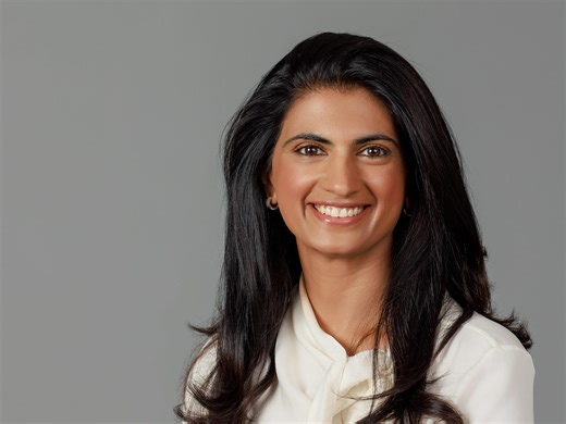 I've helped lead AI adoption at both PwC and Freshworks. Here are 3 common AI mistakes I see workers making