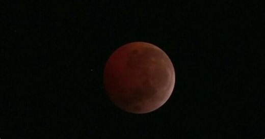 March 2025 "Blood Moon' turns red during lunar eclipse