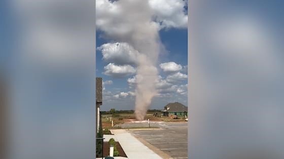 WATCH: Amazing dust devil caught on camera in Oklahoma City metro