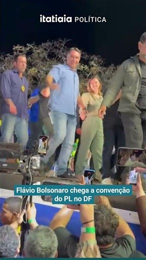 ELEIÇÕES 2026: FLÁVIO BOLSONARO MARCA PRESENÇA NA CONVENÇÃO DO PL NO DISTRITO FEDERAL
