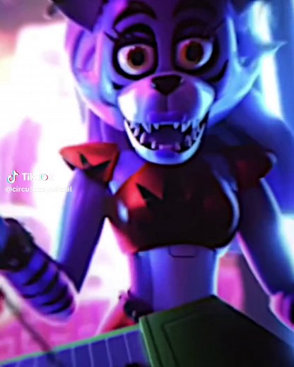 they are such a powerful duo #fnafsecuritybreach #roxy #roxannewolf #glamrockchica #chica #fnaf #fnafedit #edit #vsp