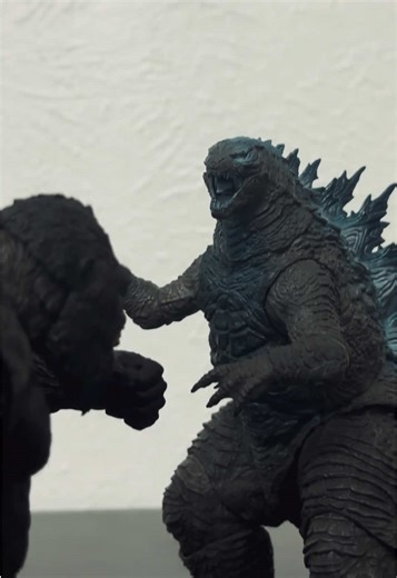 Godzilla of War 4: Action Figure Battle Unleashed