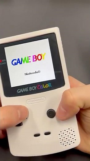 Back to 1998: Playing the Nintendo Game Boy Color Again 🎮