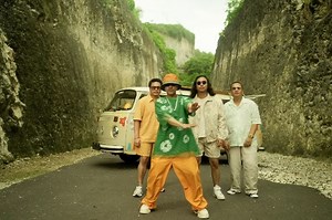 Lirik Lagu 'Mambo Jambo' - Whisnu Santika, Adnan Veron, Dub It dan Liquid Silva, Trending YouTube! - Sonora.id