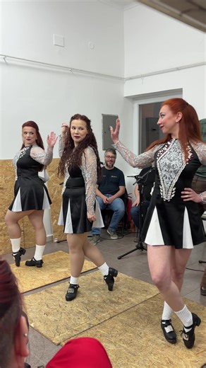 A Cappella Irish Dance Choreography at Topola