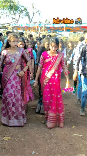 Suresh Chouhan on Instagram: "#aadiwashi_model💕⛏️🏹🏹🏹 #__adiwasi__log☘️🌿🍀🌎🌏⚡🌟💔🌧️👀😇 #__trending_reel_____⚡❤️👑💥💦🥀"