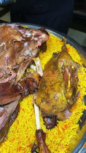Mansaf (a traditional Jordanian dish) with goat and duck 👌🏻💪🏻