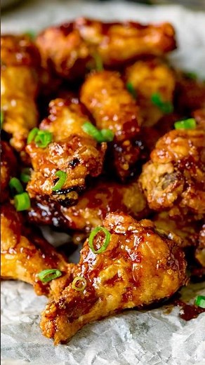Sticky AND Crispy Asian Chicken Wings