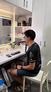 Sisipagin ka talaga mag product review pag gamit mo to. #cellphonestand #standforcellphone #profuctreview #foldingcellphoneholderstand | Jayson Bernardo