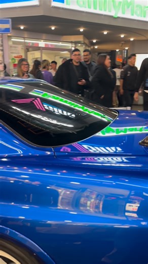 Masahiro Takizawa on Instagram: "This is a Japanese night! Here you can find the ultimate touring experience for overseas JDM fans.🗼🔥 Several hundred modified cars gathered at the Daikoku Parking Area, making it seem like a party was being held.🤣 Please send us a DM to find out how to join this amazing tour! Please send us the number of people and the date and time.📩 #jdm #nissan #gtr #skyline"