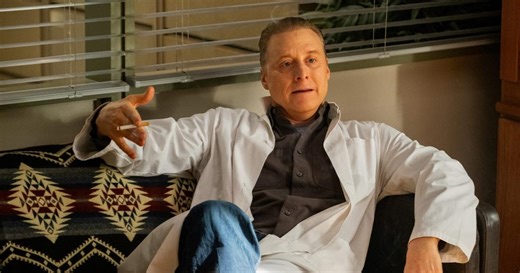 Resident Alien - Saison 4 - Épisode 1 : Prisonniers