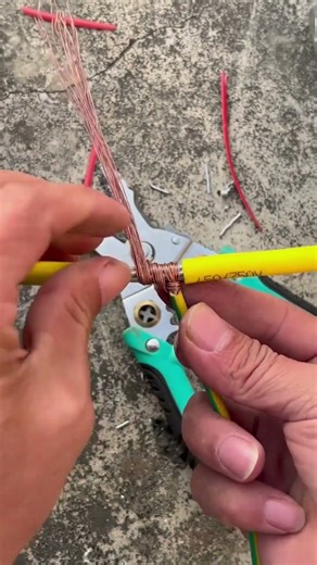 Simple hand-twist wire connection technique—quick and secure #DIYtips #wiring #electrical