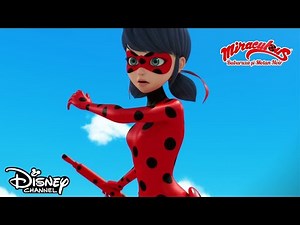 👑 Regina lui Hawk Moth | Miraculos: Buburuza și Motan Noir | Disney Channel România