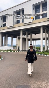 "My triangle body is a masterpiece, and I’m embracing every inch with love❤️ " 🎥:big_fhay | Unwritten Beauty