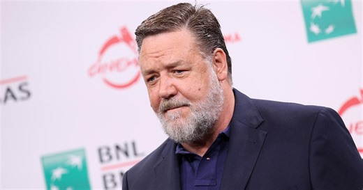 Russell Crowe Addresses Engagement Rumors