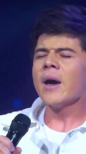 Jahongir on Instagram: "@yahyobek__ganiyev Ukamni,,ARMONIM'' qo‘shig‘ini yoqtirmaydigan inson yo‘q bo‘sa kerak? Xizmat paytida ozgina Improvizatsiya @yahyobek__ganiyev bilan! Video by @samomediastudio #yahyobekganiyev #artist #armonim #jonliijro #instagram"