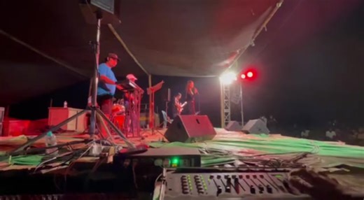 We Are Brothers & Hnin Yati Aung - Live Performance