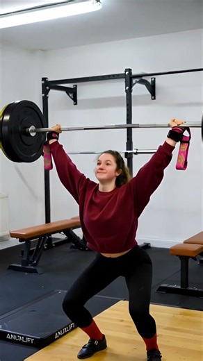 American Fitness Woman Smashes a Massive Overhead Press PR at Home! 💥💪