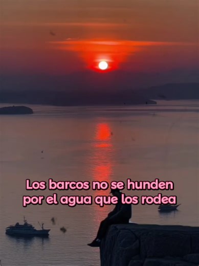 Reflexionando ❤️#recuerdosinolvidables #videoviralitiktok #reflexionesdelavida #buenasnoches #CapCutMotivacional