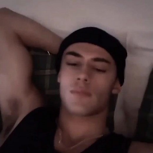 William Franklyn Miller en TikTok: ¿Es Gay?